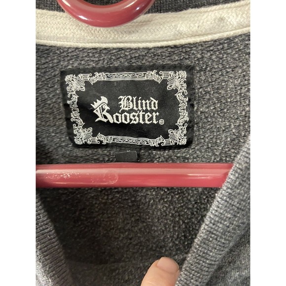 Blind Rooster Positive Embroidered Roses Pullover Sweatshirt Gray Youth Men’s - Picture 9 of 10